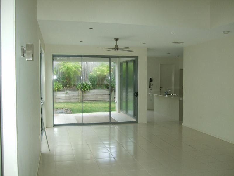 8/66 The Avenue, Peregian Springs QLD 4573