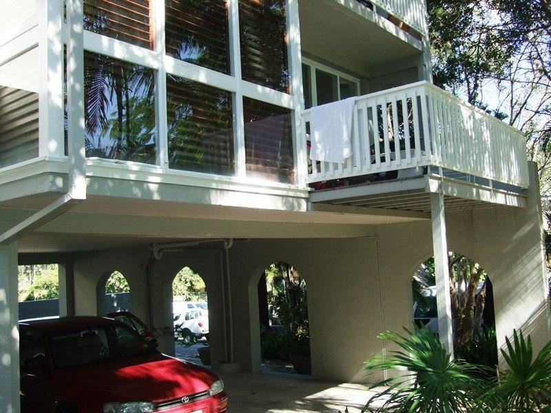 1/10 Edgar Bennett Avenue, Noosa Heads QLD 4567