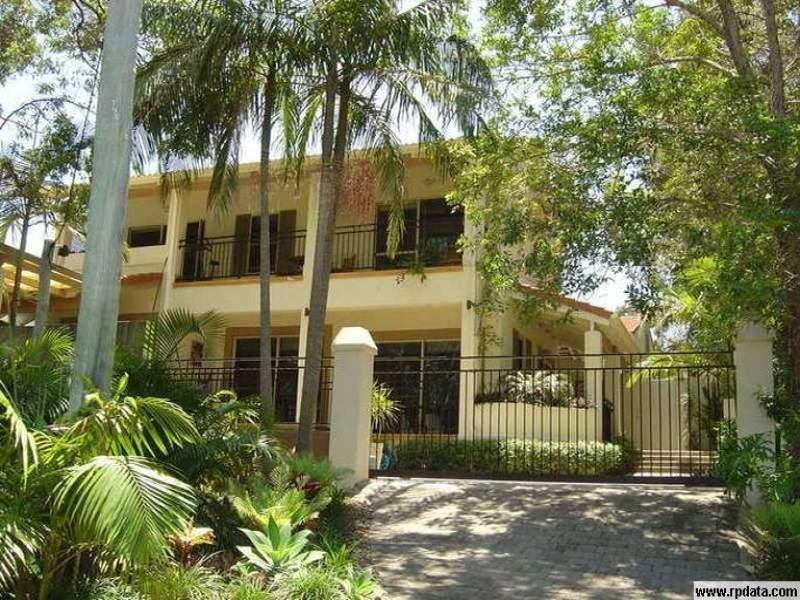 4/6 Corona Street, Sunshine Beach QLD 4567