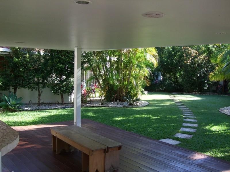 3 Habitat Place, Noosa Heads QLD 4567