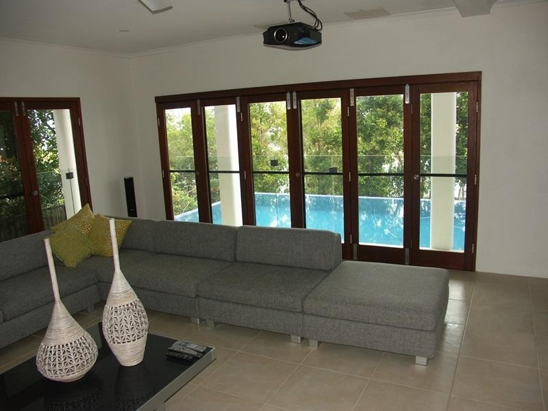 17 Captains Court, Sunrise Beach QLD 4567