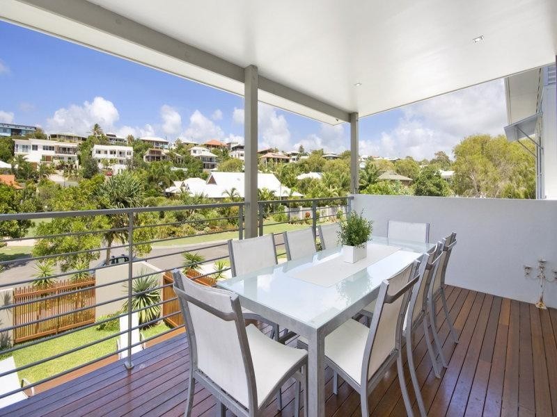 33 Resolute Street, Sunrise Beach QLD 4567