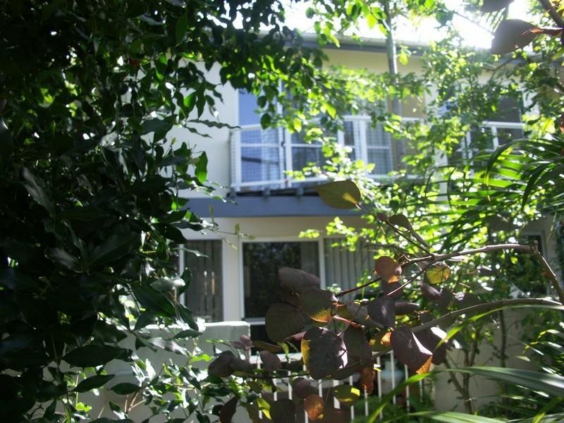 2/148 Noosa Parade, Noosaville QLD 4566