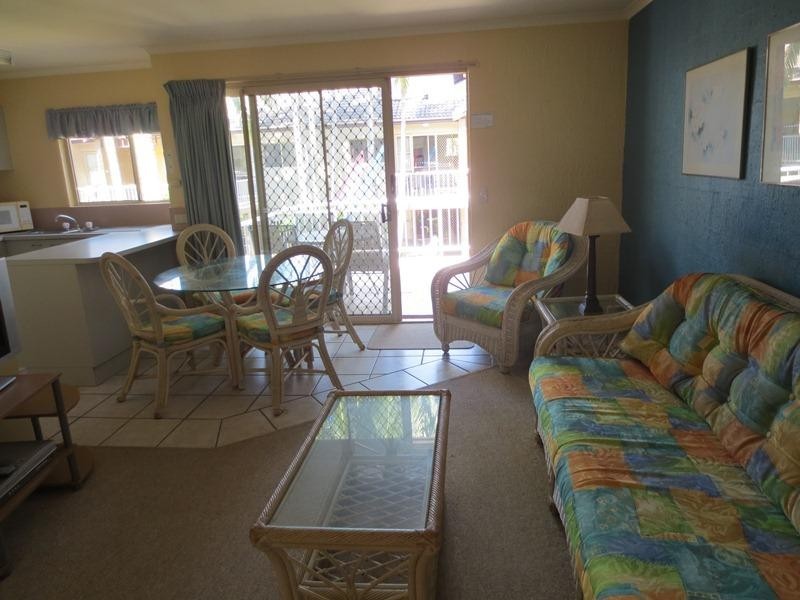 214/299 Weyba Road, Noosaville QLD 4566