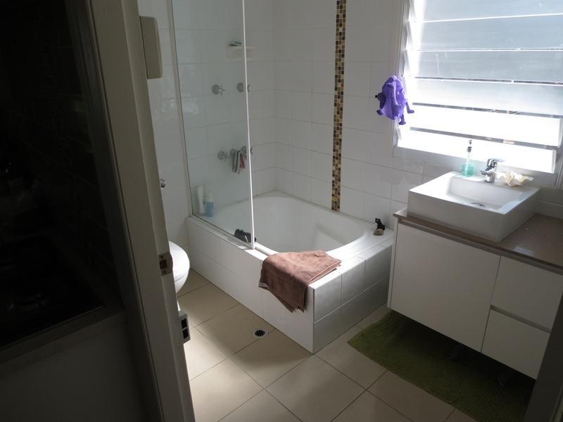 17 Cloudsley Street, Noosaville QLD 4566