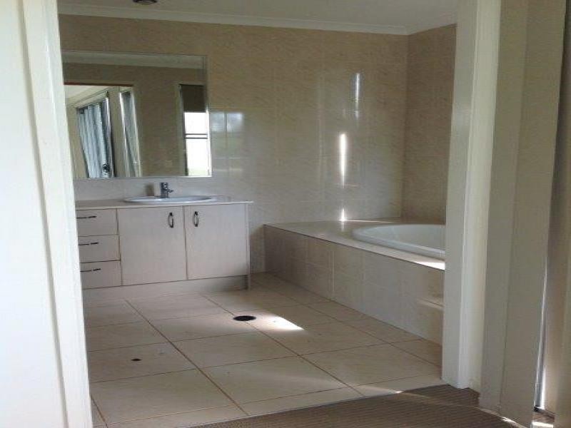 11/66 The Avenue, Peregian Springs QLD 4573