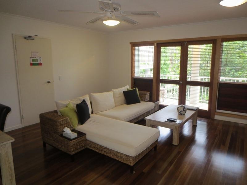 2/179 Weyba Road, Noosaville QLD 4566