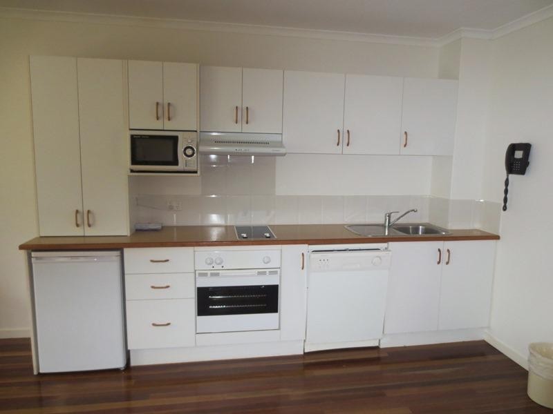 2/179 Weyba Road, Noosaville QLD 4566