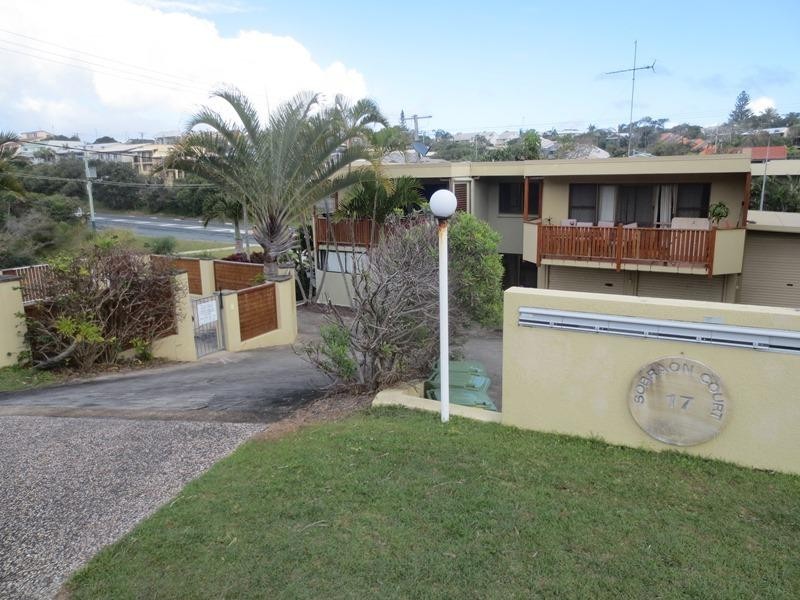1/17 Sobraon Street, Sunrise Beach QLD 4567