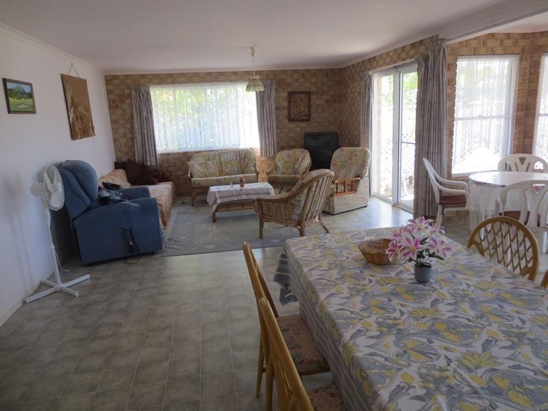 1 Peregian Esplanade, Peregian Beach QLD 4573