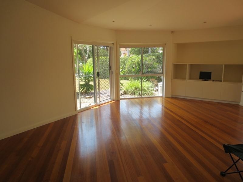 2 Windsurf Place, Noosaville QLD 4566