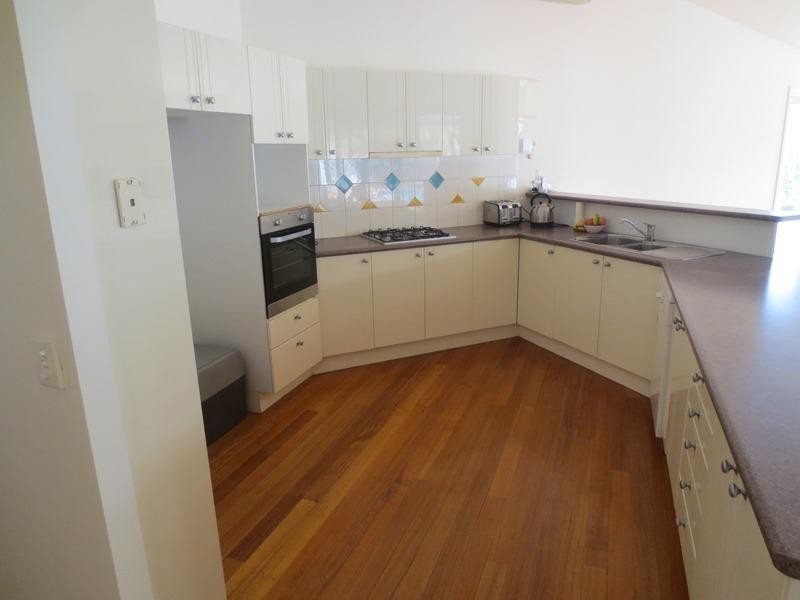 2 Windsurf Place, Noosaville QLD 4566