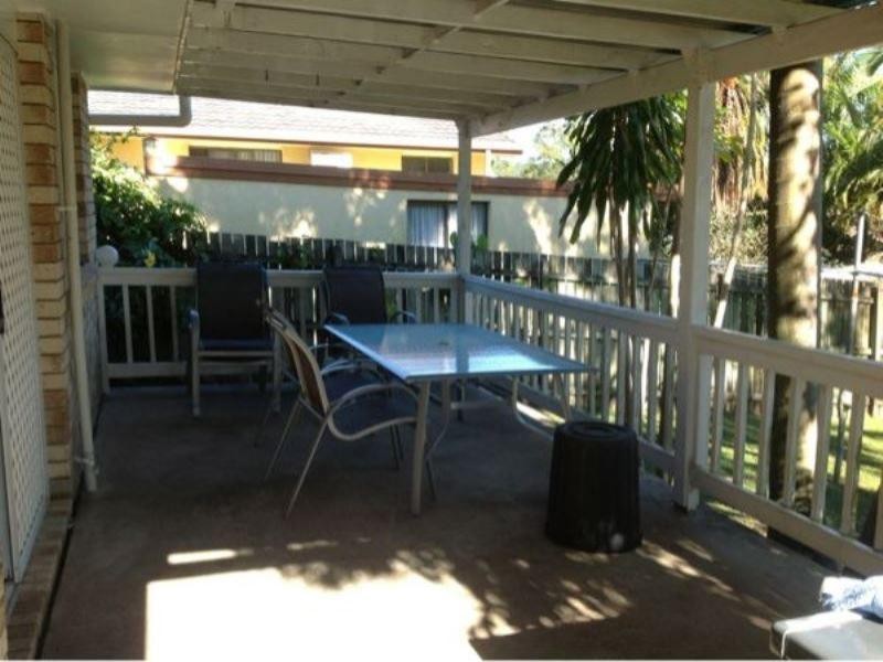 16 Muirfield Street, Tewantin QLD 4565