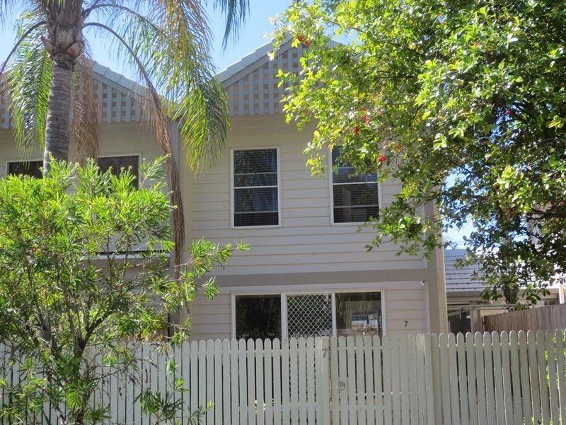 7/5 Barbados Crescent, Noosaville QLD 4566