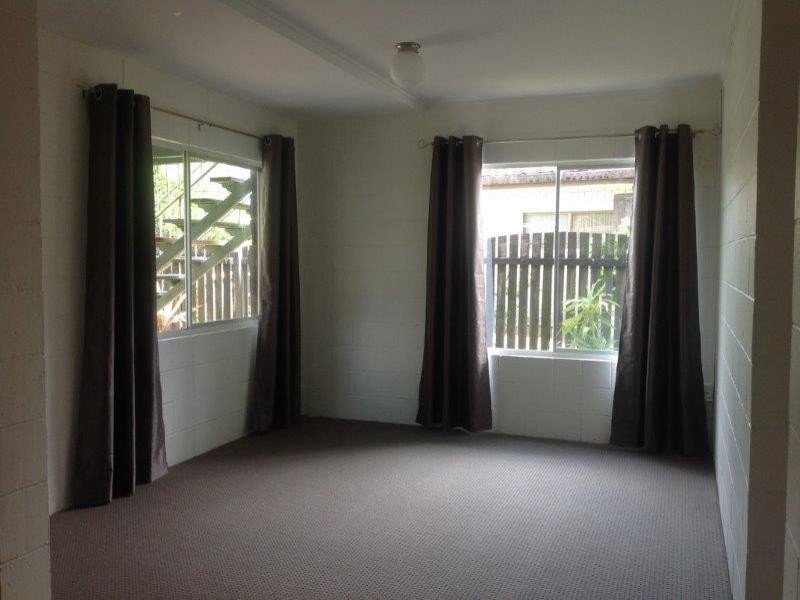 1/4 Hygieta Street, Noosaville QLD 4566