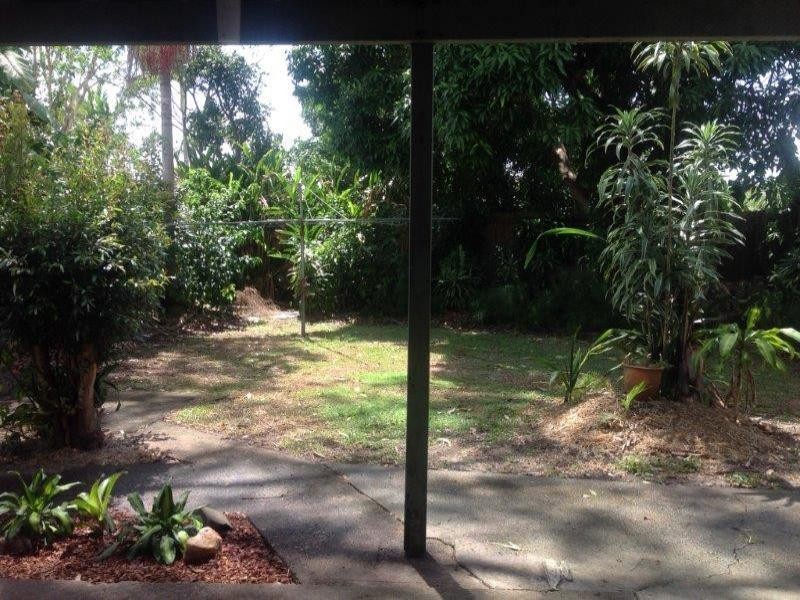 1/4 Hygieta Street, Noosaville QLD 4566