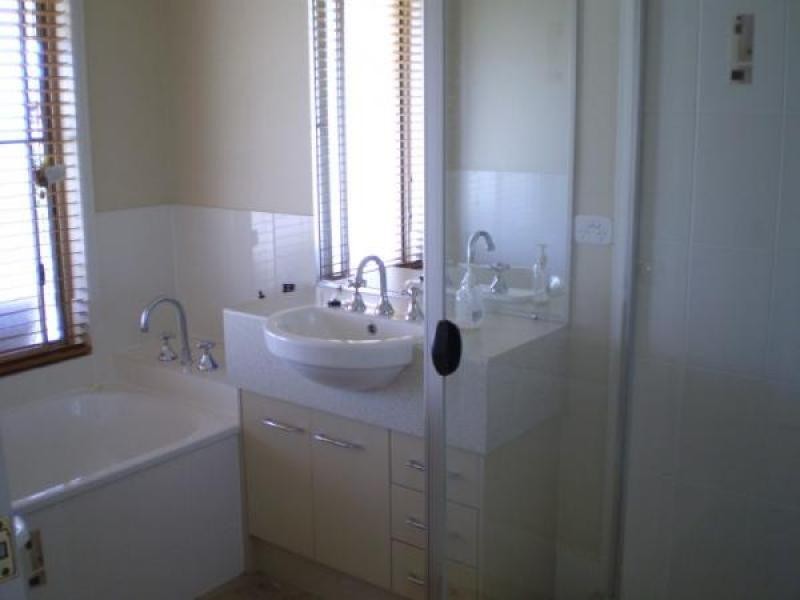 Hatton Vale QLD 4341