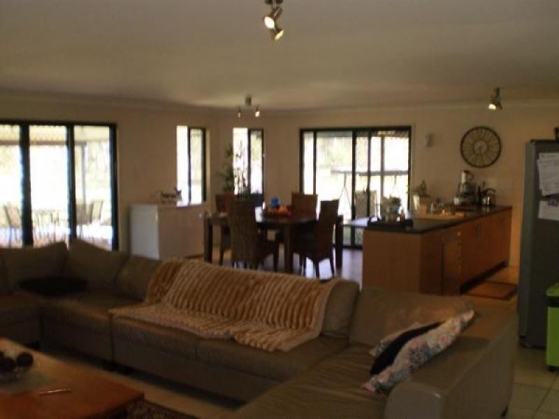 Adare QLD 4343