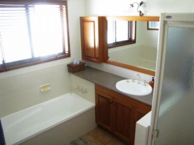 Lake Clarendon QLD 4343