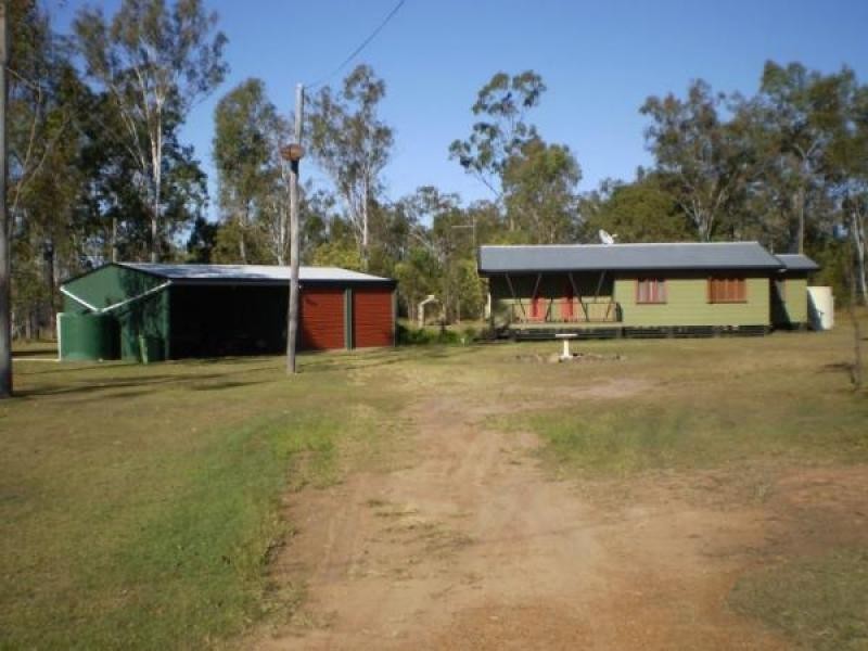 9 Lewis Court, Lockyer Waters QLD 4311