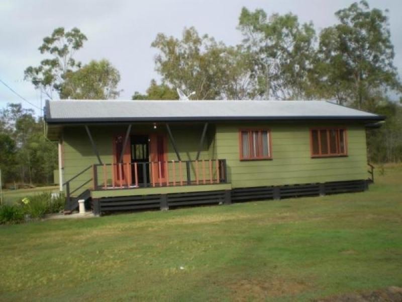 9 Lewis Court, Lockyer Waters QLD 4311