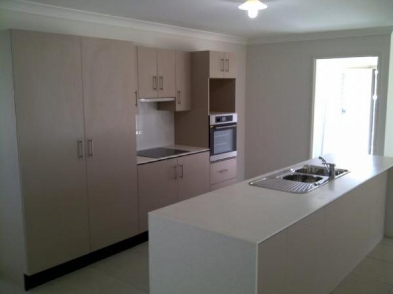 Kensington Grove QLD 4341