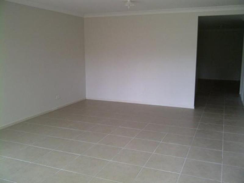 Kensington Grove QLD 4341