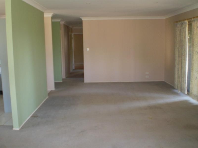 Kensington Grove QLD 4341