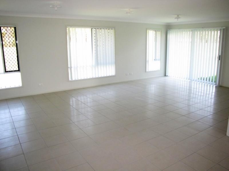 Adare QLD 4343