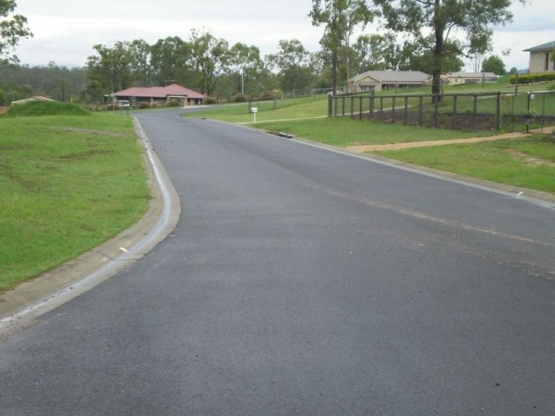 Kensington Grove QLD 4341