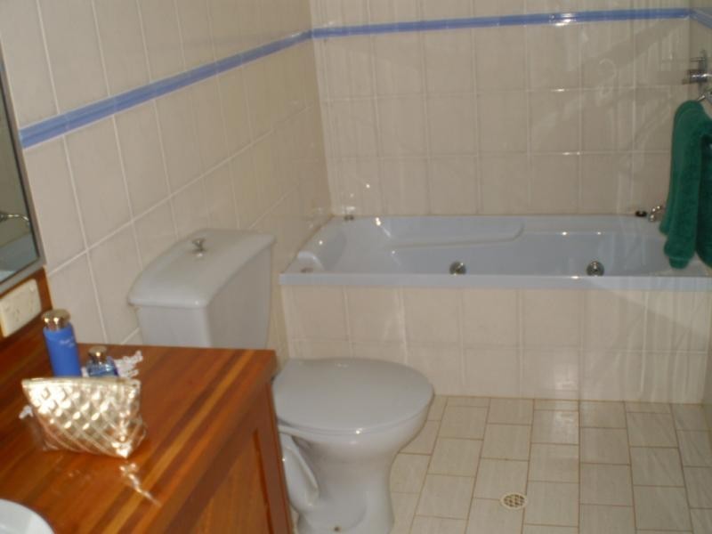 Adare QLD 4343