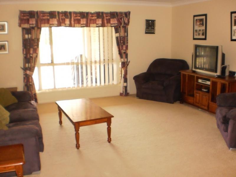 Kensington Grove QLD 4341