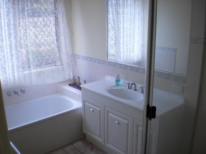 Kensington Grove QLD 4341