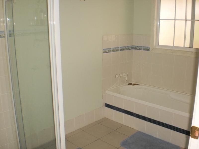 10 Natalie Court, Regency Downs QLD 4341