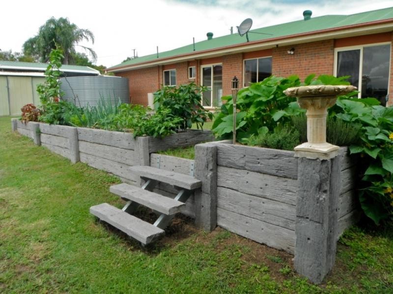 4 Hughes Road, Plainland QLD 4341