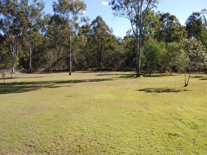 Kensington Grove QLD 4341