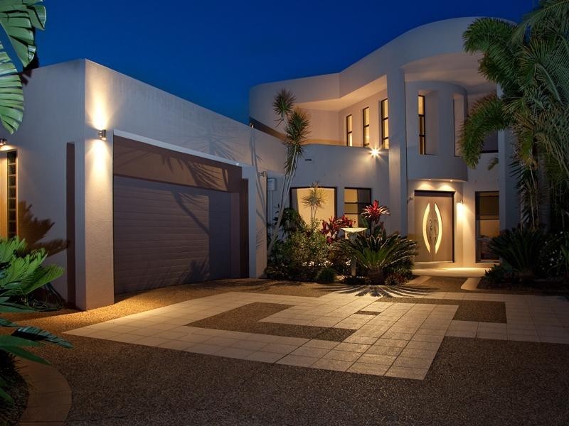 2163 BEAUFORT WAY, Hope Island QLD 4212