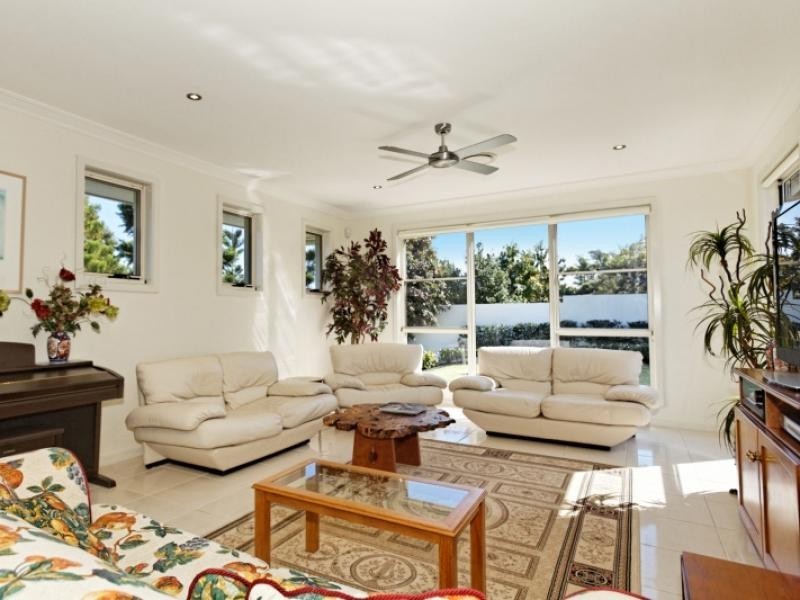 3001 HILLSIDE WALK, Sanctuary Cove QLD 4212