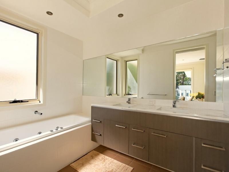 3001 HILLSIDE WALK, Sanctuary Cove QLD 4212