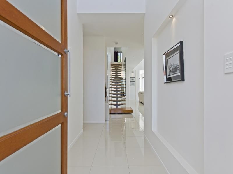 3005 HILLSIDE WALK, Sanctuary Cove QLD 4212