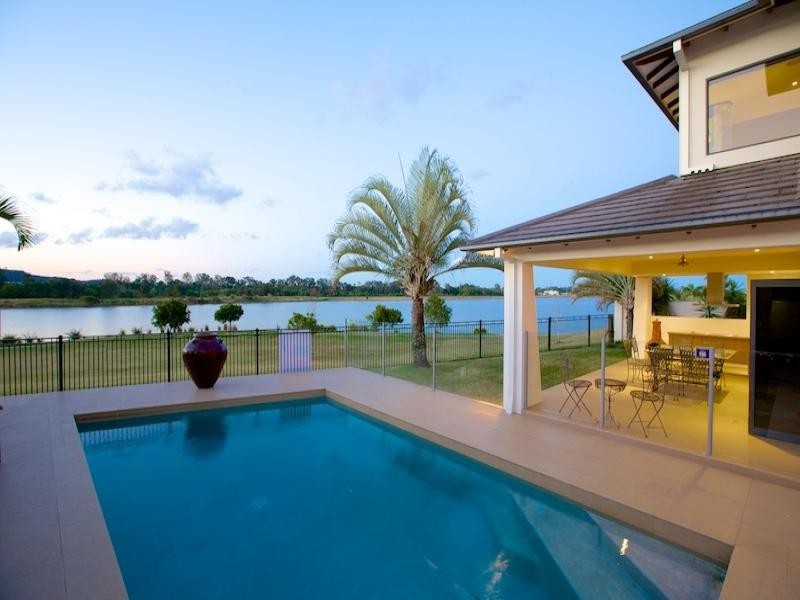 37 TEMPLE ISLAND CIRCUIT, Oxenford QLD 4210