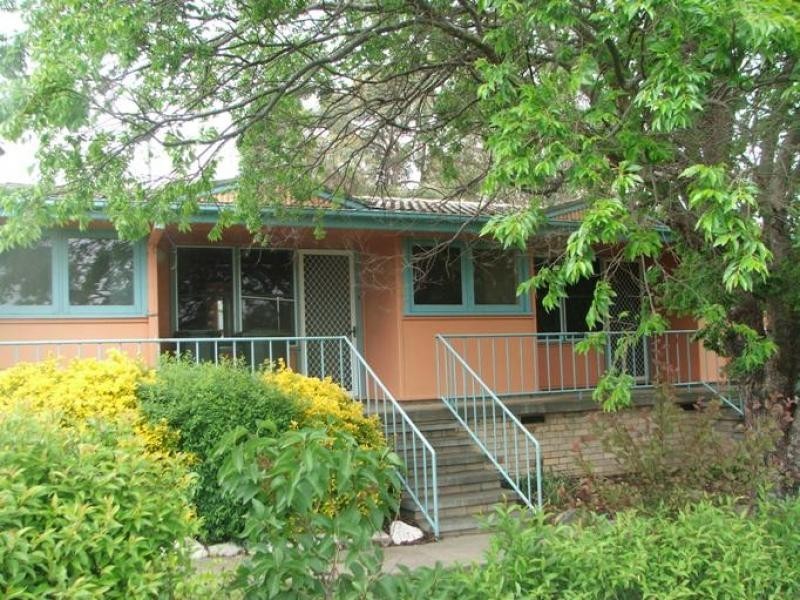 28-30 Duke Street, Uralla NSW 2358