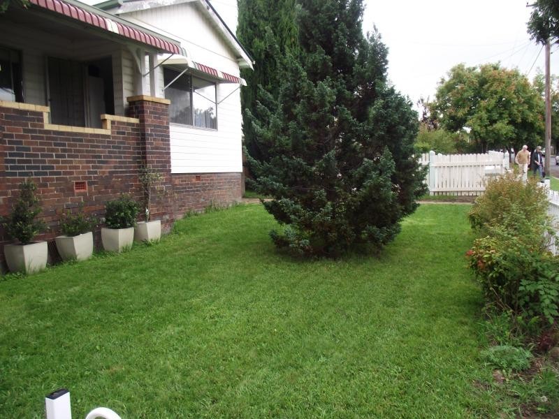 Marsh Street, Armidale NSW 2350