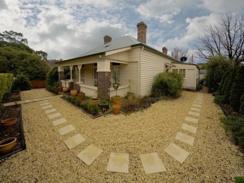 159 Mossman Street, Armidale NSW 2350