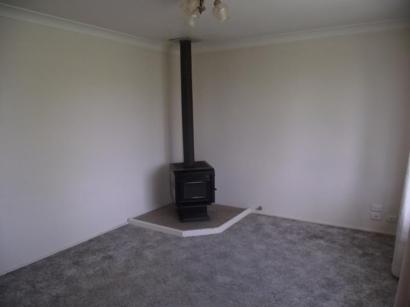 33 Centennial Close, Armidale NSW 2350