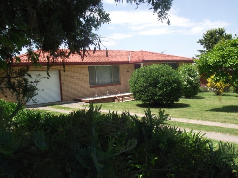 5 Wendo Street, Armidale NSW 2350
