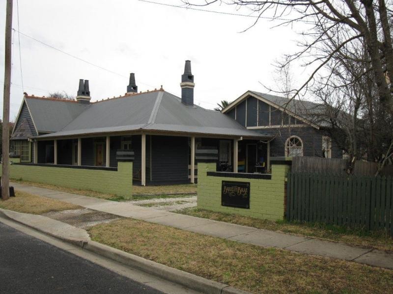 3/136 Allingham St, Armidale NSW 2350
