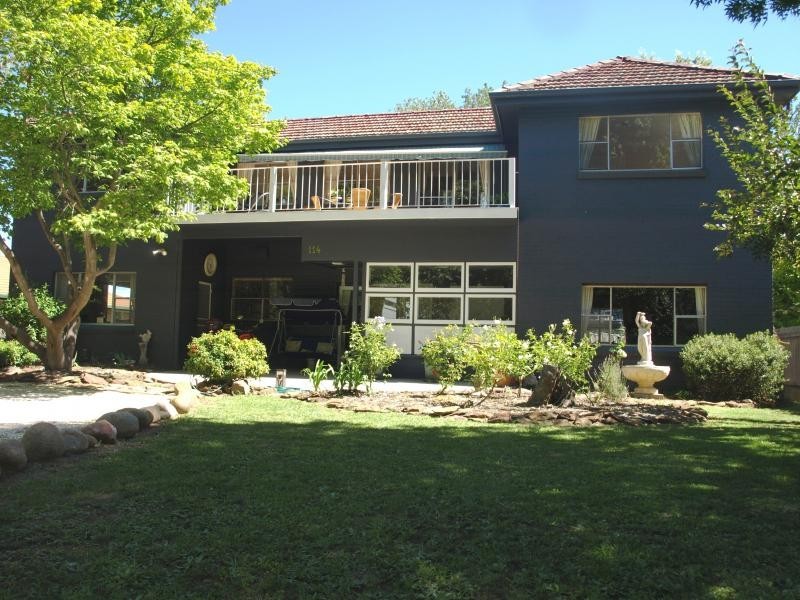 114 Handel Street, Armidale NSW 2350