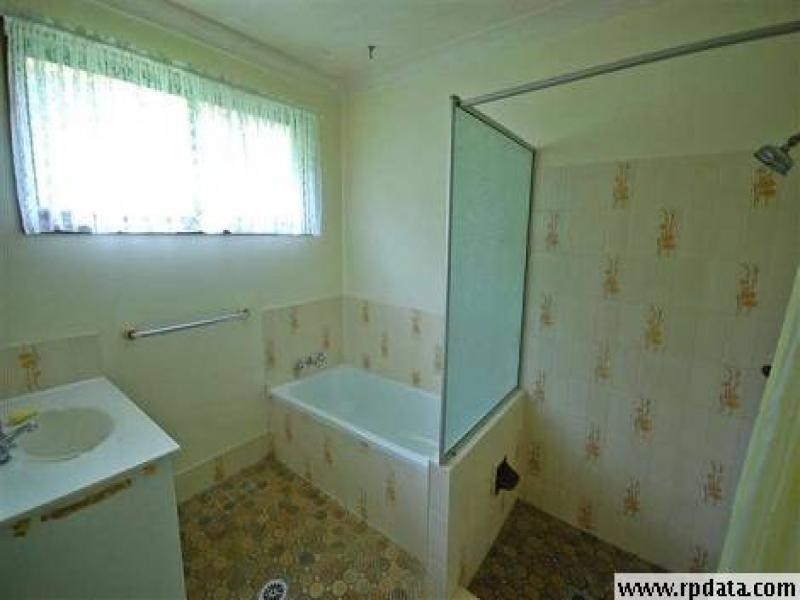 8 Hawthorne Close, Armidale NSW 2350