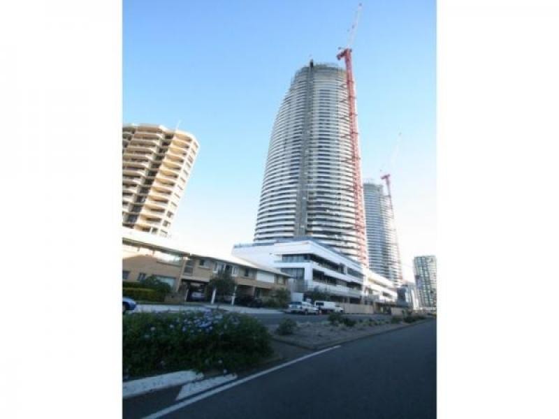 20906 Charles Avenue, Broadbeach QLD 4218